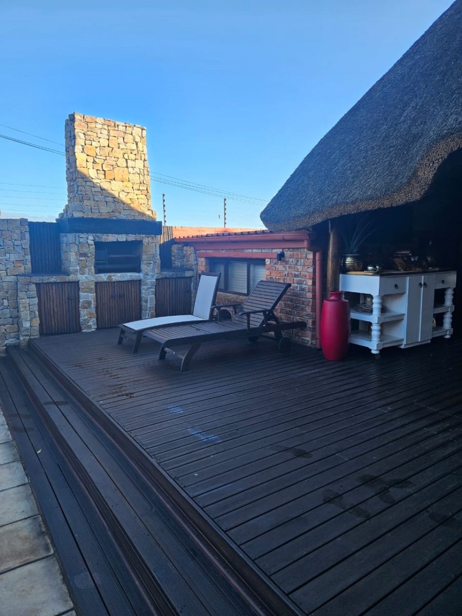2 Bedroom Property for Sale in Strelitzia Park Eastern Cape